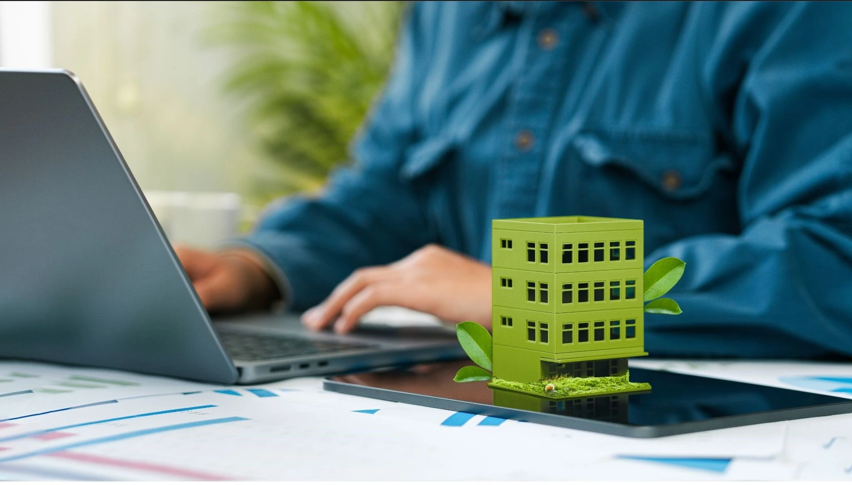 Computer and green house visualization